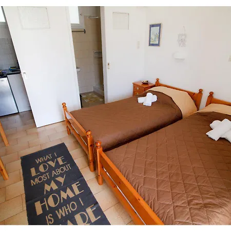 το κατἑ 3* Artemonas