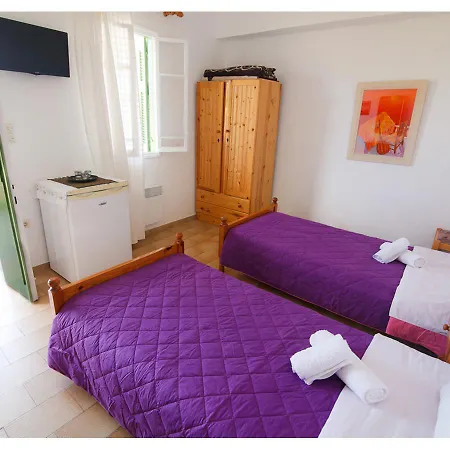 το κατἑ 3* Artemonas