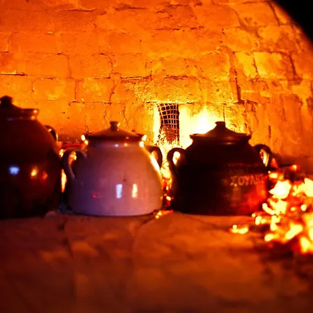 το κατἑ 3* Artemonas