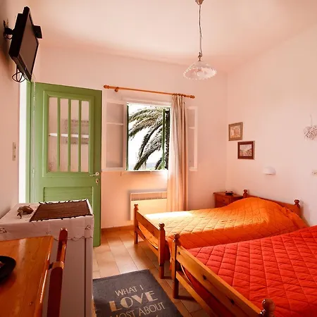 το κατἑ 3* Artemonas