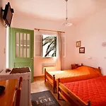 το κατἑ 3* Artemonas