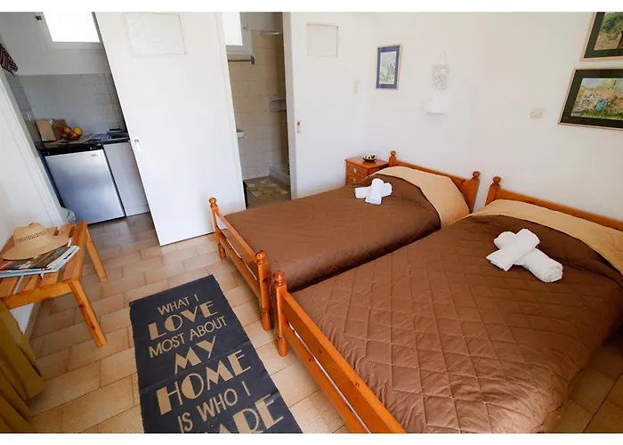 το κατἑ 3* Artemonas